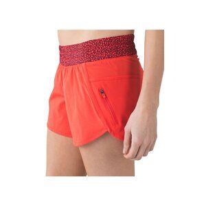Lululemon Tracker Short III (4-Way Stretch) – Size 4
